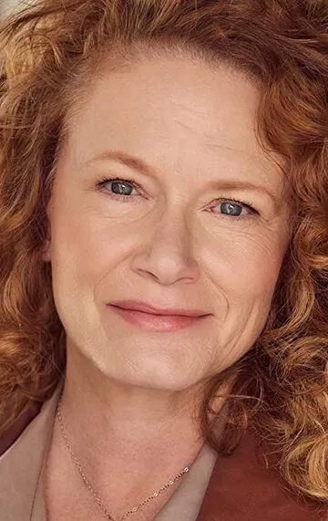 Фотография актёра Эшли Кроу