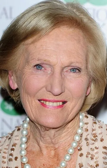 Фотография актёра Мэри Берри