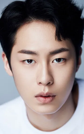 Фотография актёра Ли Джэ-ук