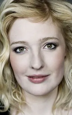 Фотография актёра Джули Агнете Ванг