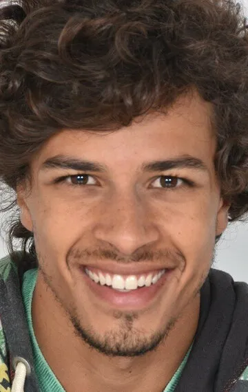 Фотография актёра Луан Брум