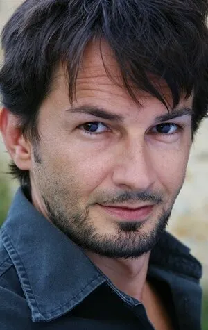 Фотография актёра Оливье Брун