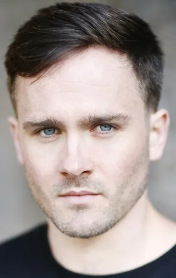 Фотография актёра Фионн Уолтон