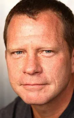 Фотография актёра Нил Джонс