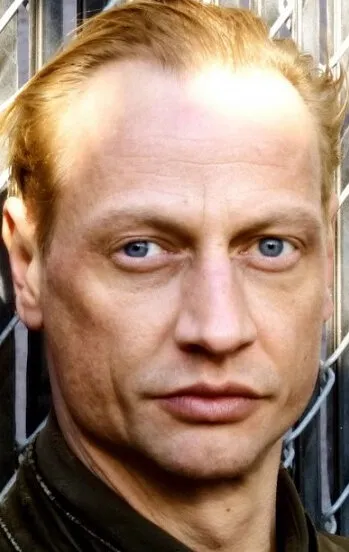 Фотография актёра Виктор Шефе