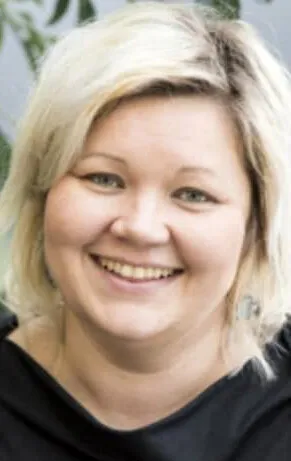 Фотография актёра Лиена Шмуксте