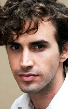 Фотография актёра Дилан Эди