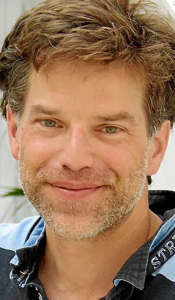 Фотография актёра Йоханнес Брандруп