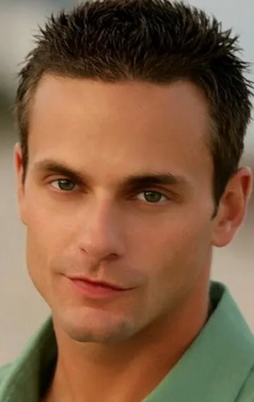 Фотография актёра Крис Дж. Джонсон