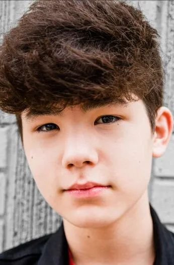Фотография актёра Логан Ким
