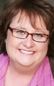 Фотография актёра Майли Флэнаган