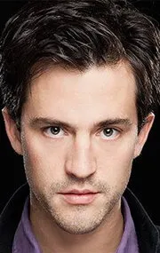 Фотография актёра Тео Девейни