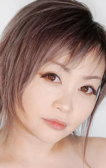 Фотография актёра Риса Мэи