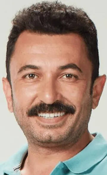 Фотография актёра Тойган Аваноглу