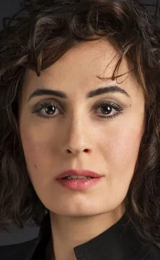 Фотография актёра Сенан Кара