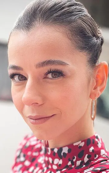 Фотография актёра Гозде Дуру