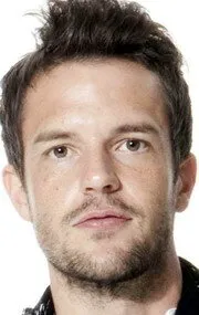 Фотография актёра Брэндон Флауэрс