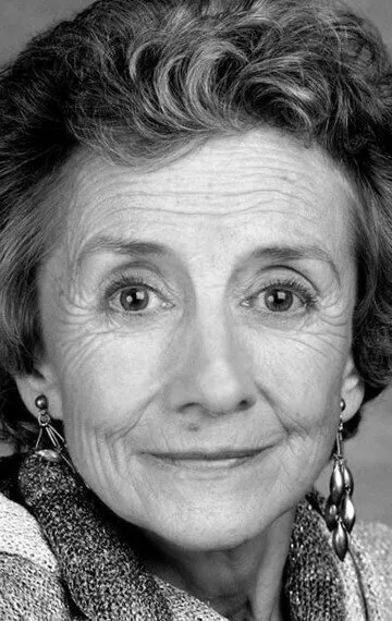 Фотография актёра Сюзанн Флон