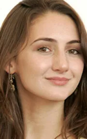 Фотография актёра Ханна Тэйлор-Гордон