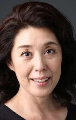 Фотография актёра Томоко Сиота