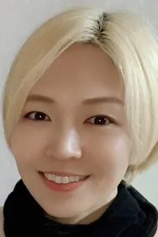 Фотография актёра Мэико Кавасаки