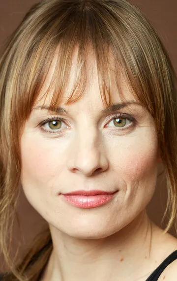 Фотография актёра Джоэнн Боланд