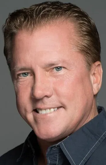 Фотография актёра Джон Олсон