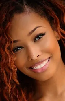 Фотография актёра Бриттани С. Холл