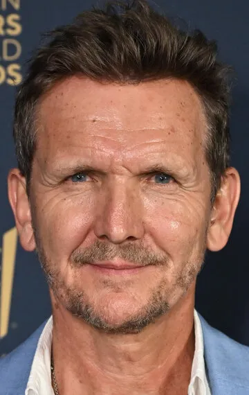 Фотография актёра Себастьян Роше