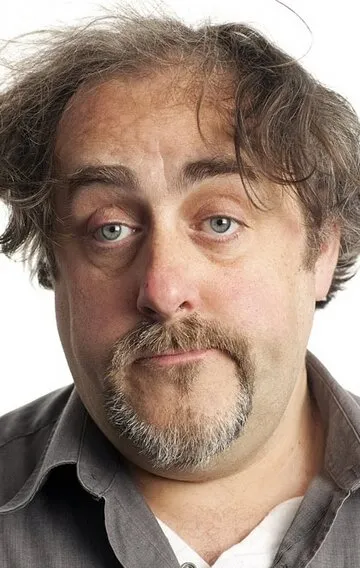 Фотография актёра Энгус Барнетт