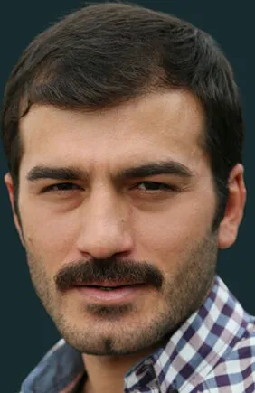 Фотография актёра Уфук Байрактар