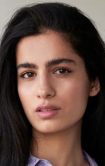 Фотография актёра Ханна Халик-Браун