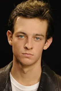 Фотография актёра Харрисон Стоун