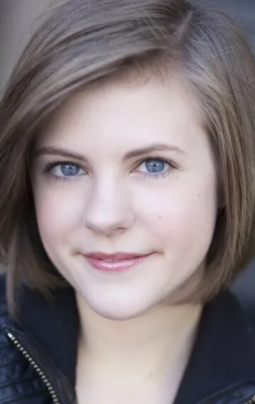 Фотография актёра Шанель Пелозо