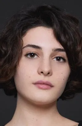 Фотография актёра Асуде Калебек