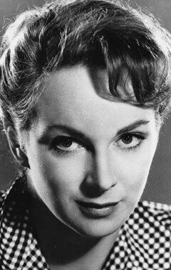 Фотография актёра Джоан Гринвуд