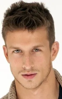 Фотография актёра Адам Хубер