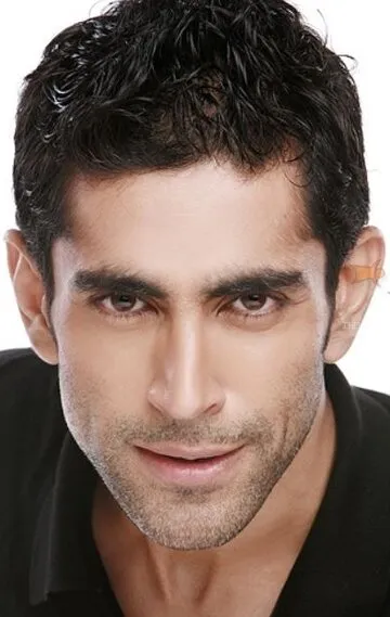 Фотография актёра Тарун Ханна