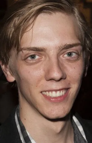 Фотография актёра Джошуа Джеймс