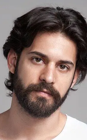 Фотография актёра Йигит Дикмен