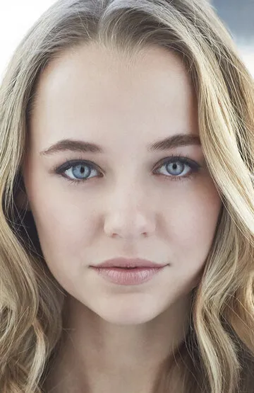 Фотография актёра Мэдисон Айсмен