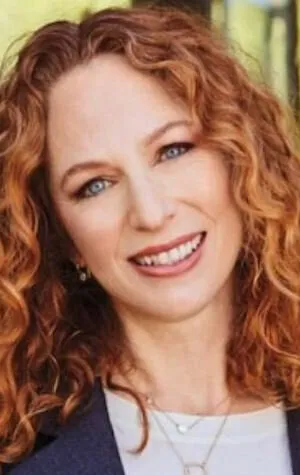 Фотография актёра Сара Финн