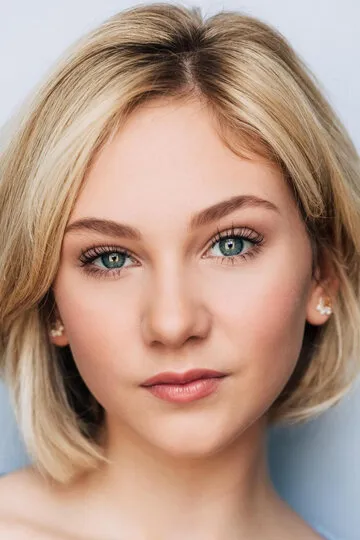 Фотография актёра Лили Брукс О’Брайант