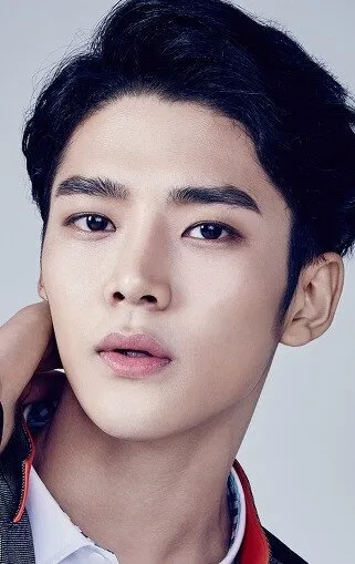 Фотография актёра Роун