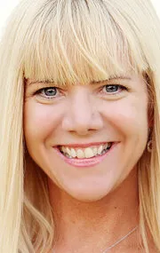 Фотография актёра Дженнифер Элиз Кокс