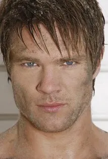 Фотография актёра Дэвид Оуэ