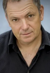 Фотография актёра Питер Эллиотт