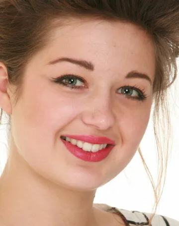 Фотография актёра Шарлотта Тайри