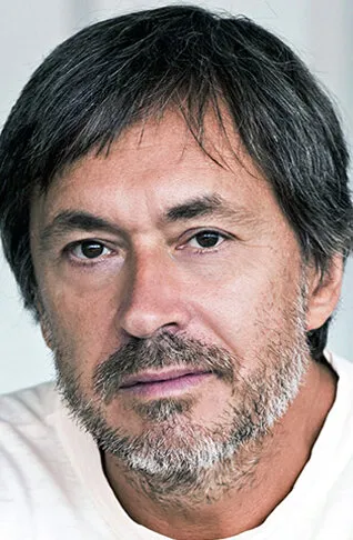 Фотография актёра Марк Ньюсон