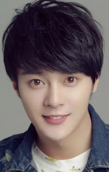 Фотография актёра Ли Цзюньчэнь